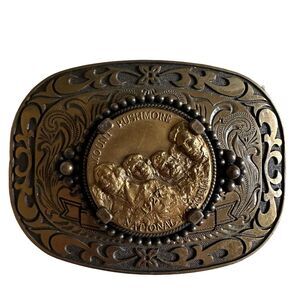 Heavy American vintage metal belt buckle Mt. Rushmore Presidents Memorial 1927